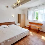 Apartament Lovely In With Wifi