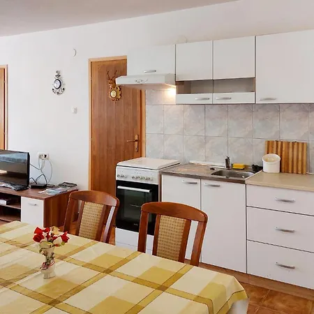 Apartment In Labin With Kitchen Labin (Istria)